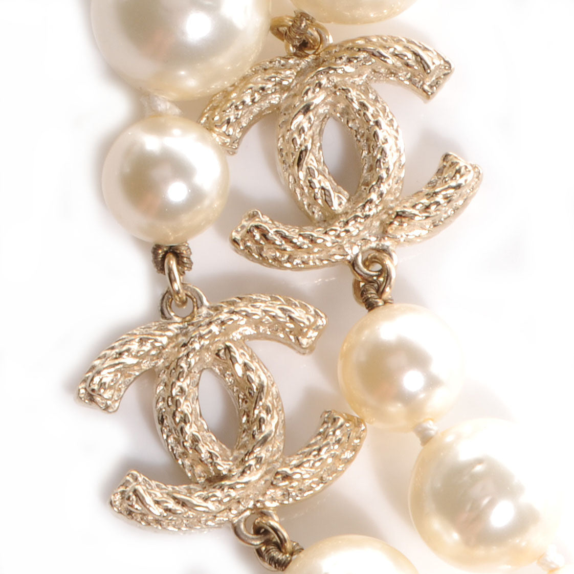 Pearl CC Long Necklace Gold