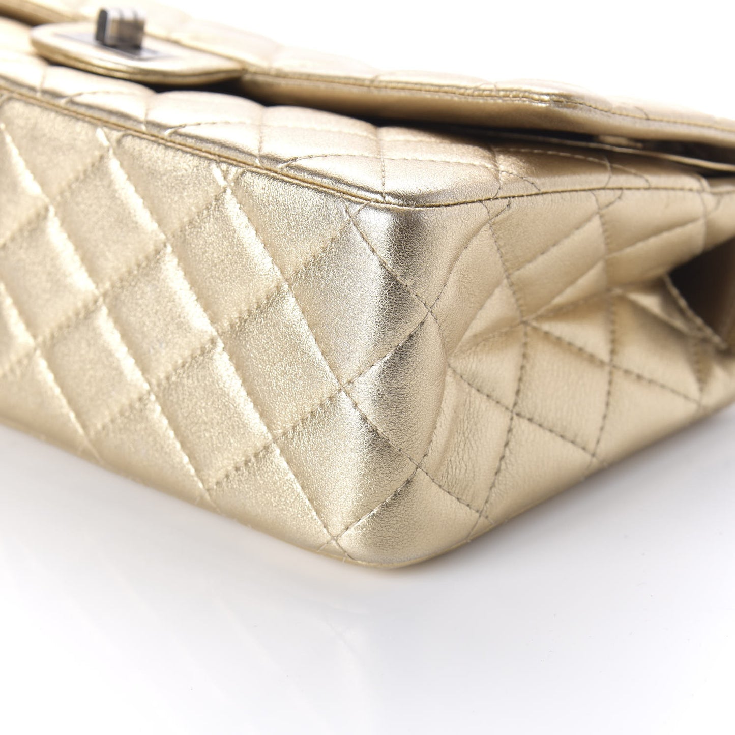 Metallic Calfskin Quilted 2.55 Reissue 226 Flap Gold