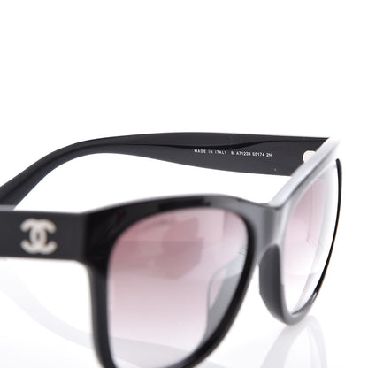 Chanel CC Sunglasses A71233 Black 8 of 12