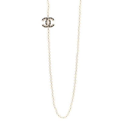 Chanel Pearl Lambskin CC Vintage Allure Necklace Gold 1 of 7