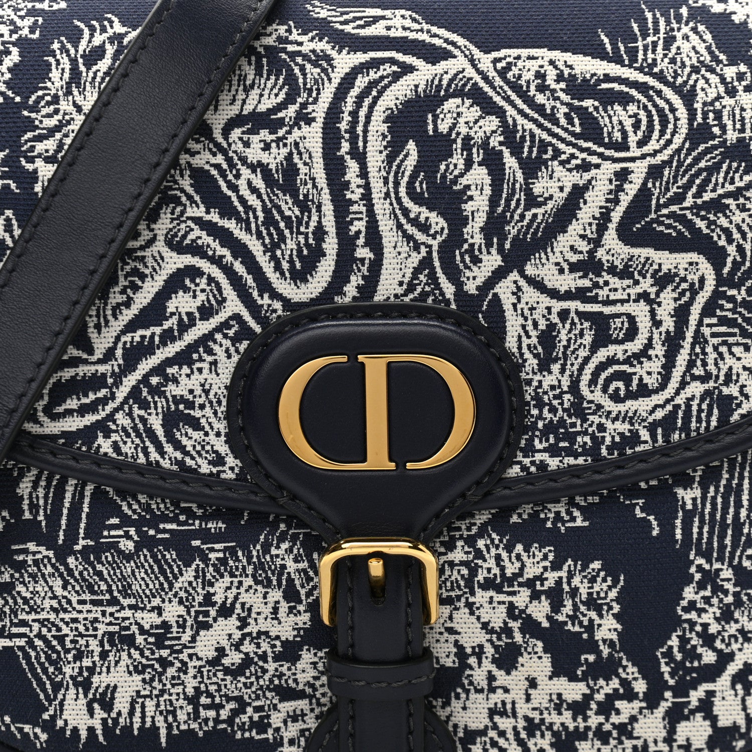 Christian Dior Canvas Toile de Jouy Reverse Embroidered Medium Bobby Flap Blue 7 of 9