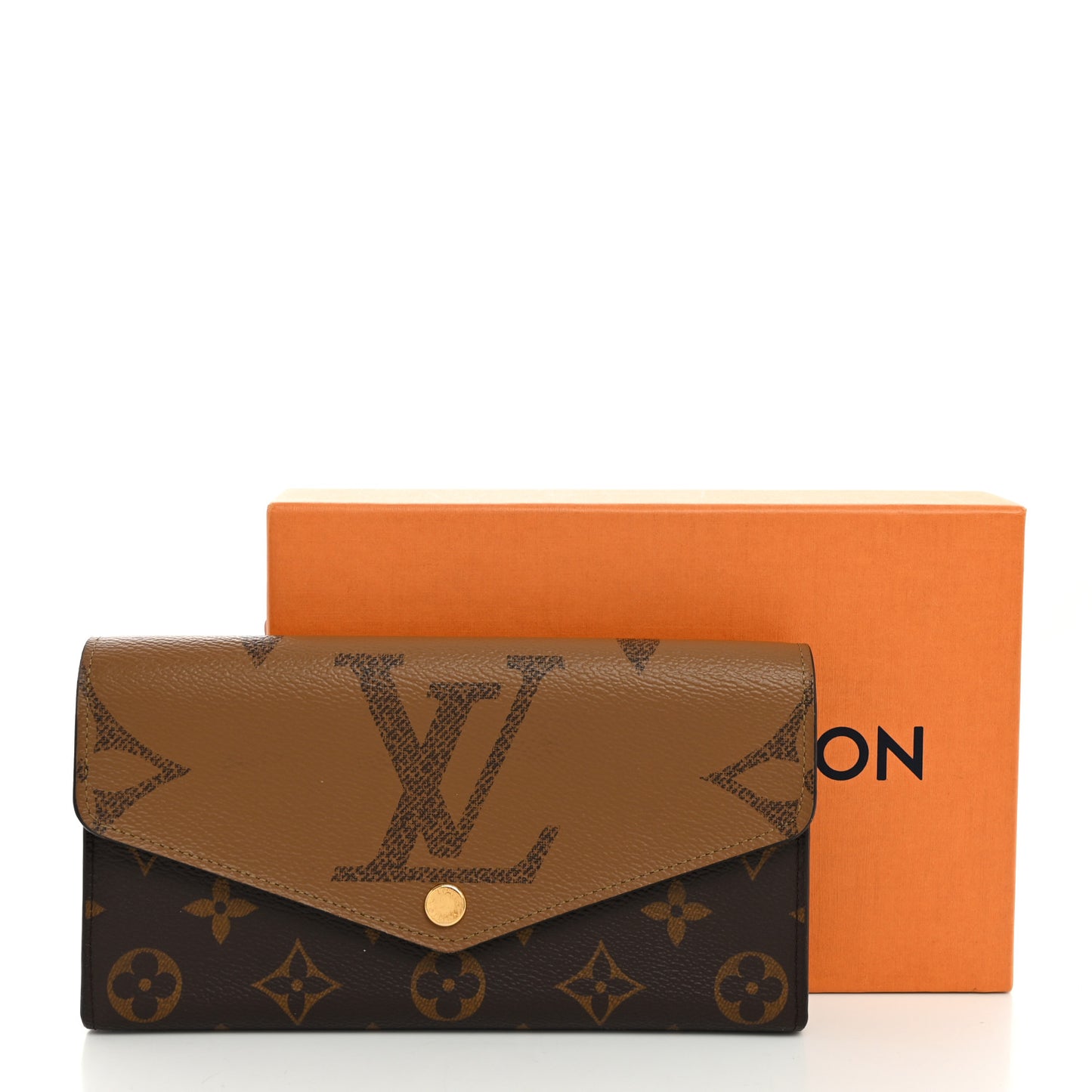 Reverse Monogram Giant Sarah Wallet