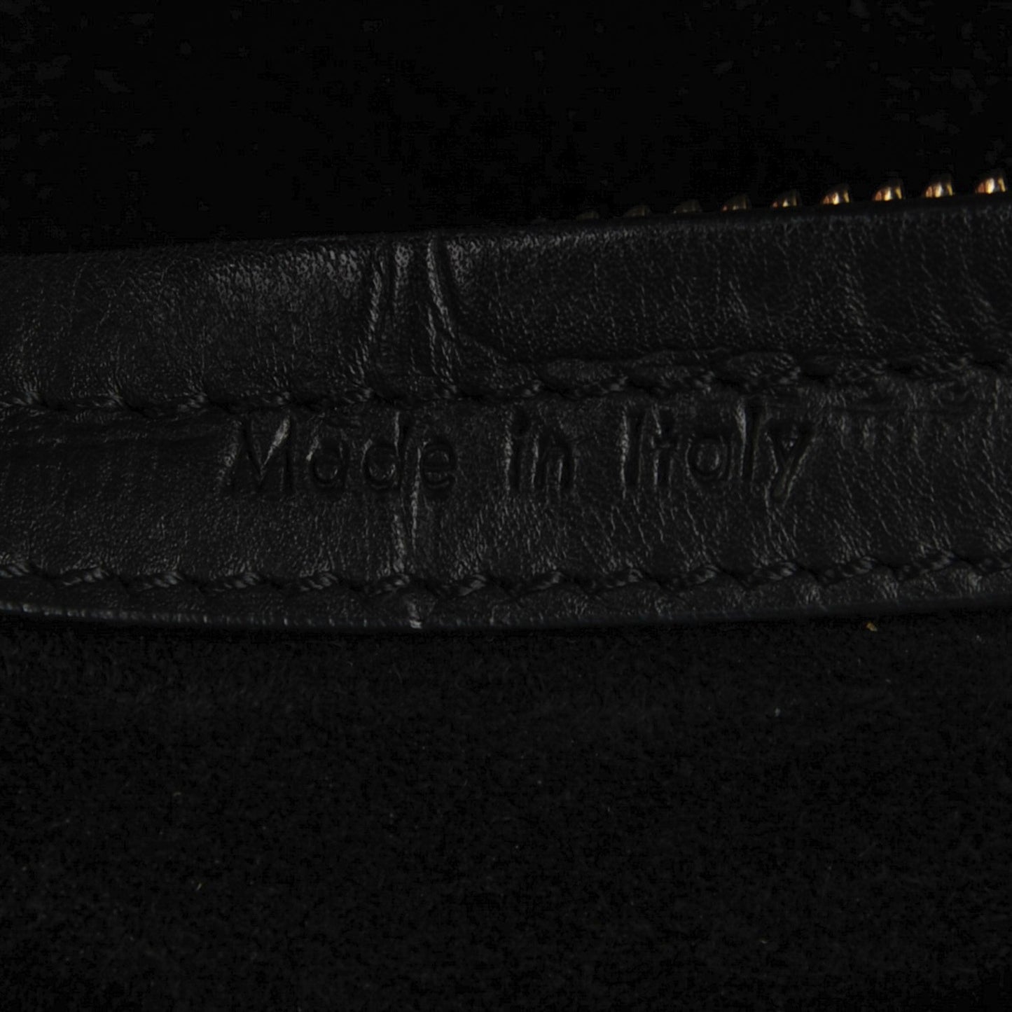 Crocodile Embossed Calfskin Medium Phantom Luggage Black