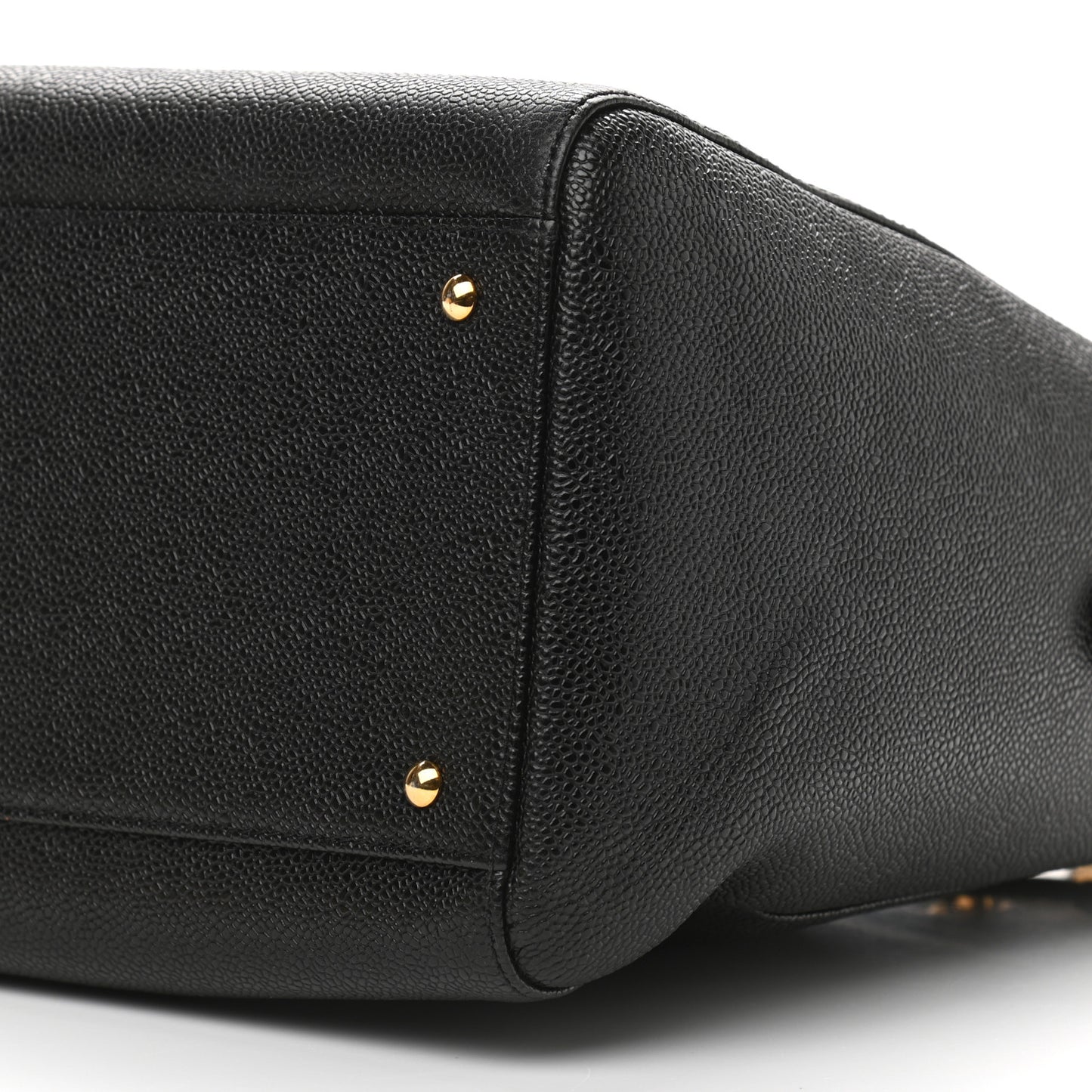Caviar CC Shoulder Bag Black