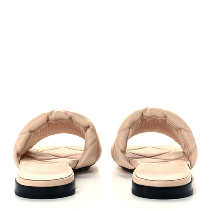 Bottega Veneta Nappa Quilted Rubber Lido Flat Sandals 38.5 Cane Sugar 4 of 7