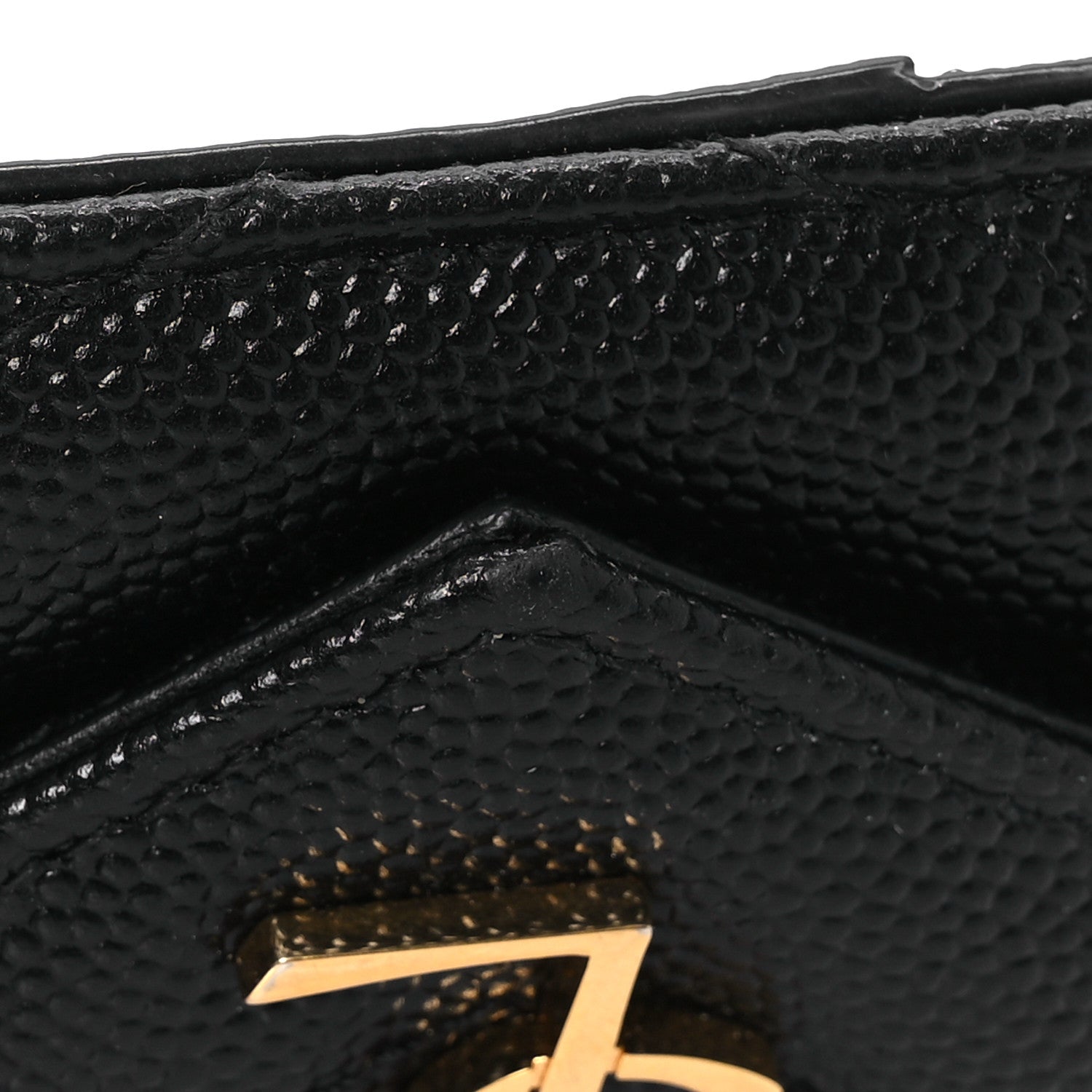 Saint Laurent Grain De Poudre Matelasse Chevron Monogram Compact Wallet Black 9 of 10