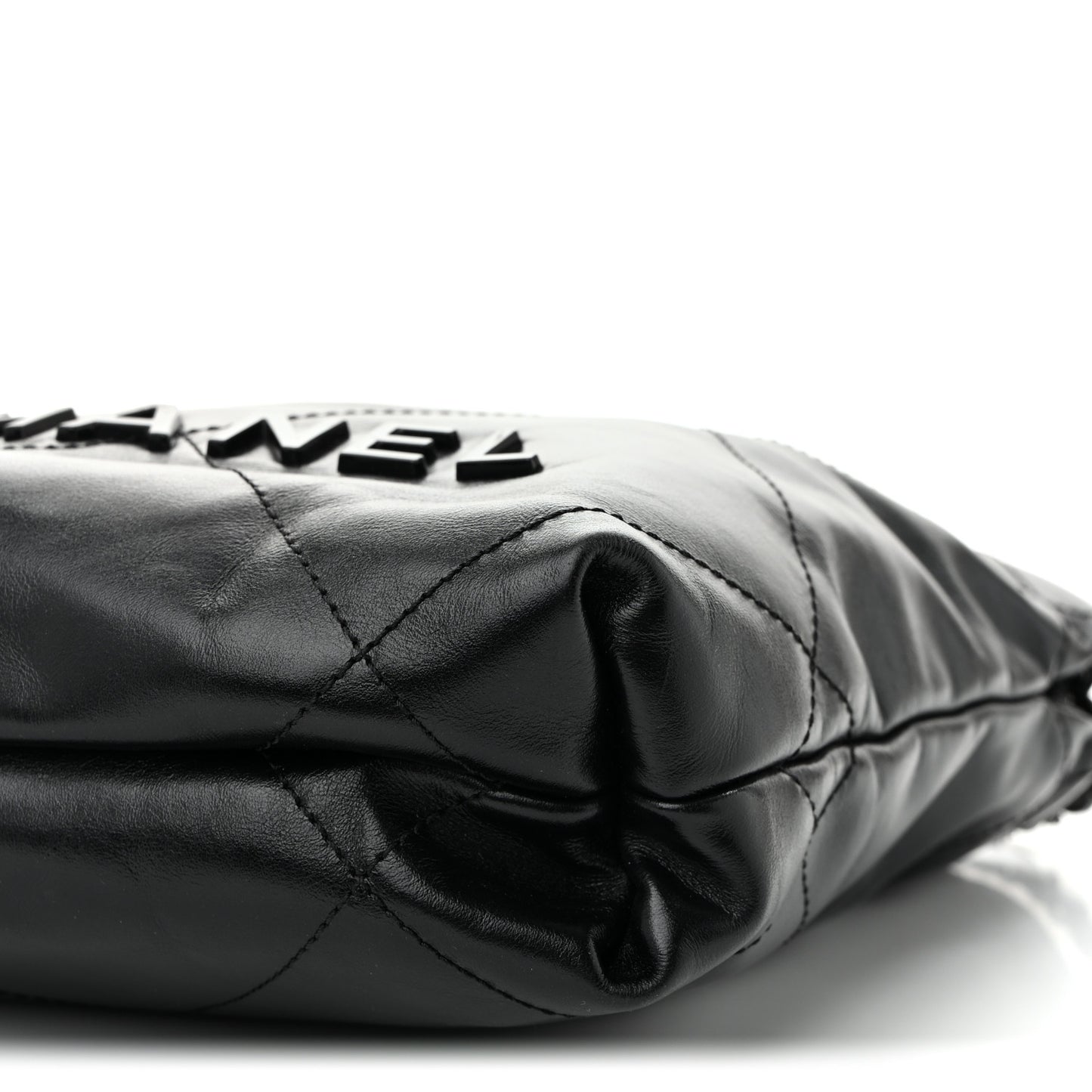 Shiny Calfskin Quilted Mini Chanel 22 So Black