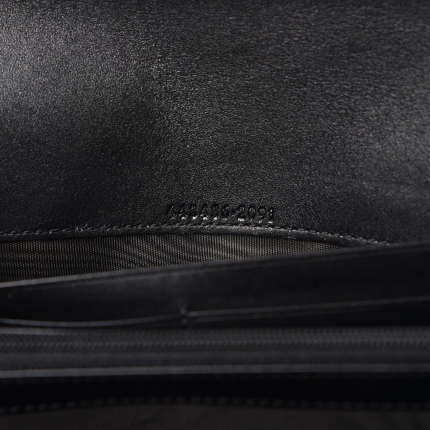 Calfskin Matelasse GG Marmont Continental Wallet Black