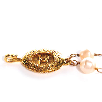 Chanel Pearl CC Bracelet Gold 4 of 6