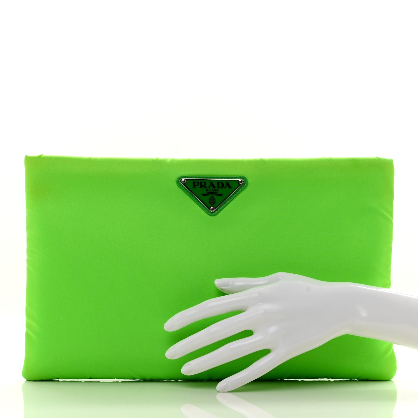 Tessuto Nylon Soft Padded Medium Chain Clutch Bag Verde Fluo