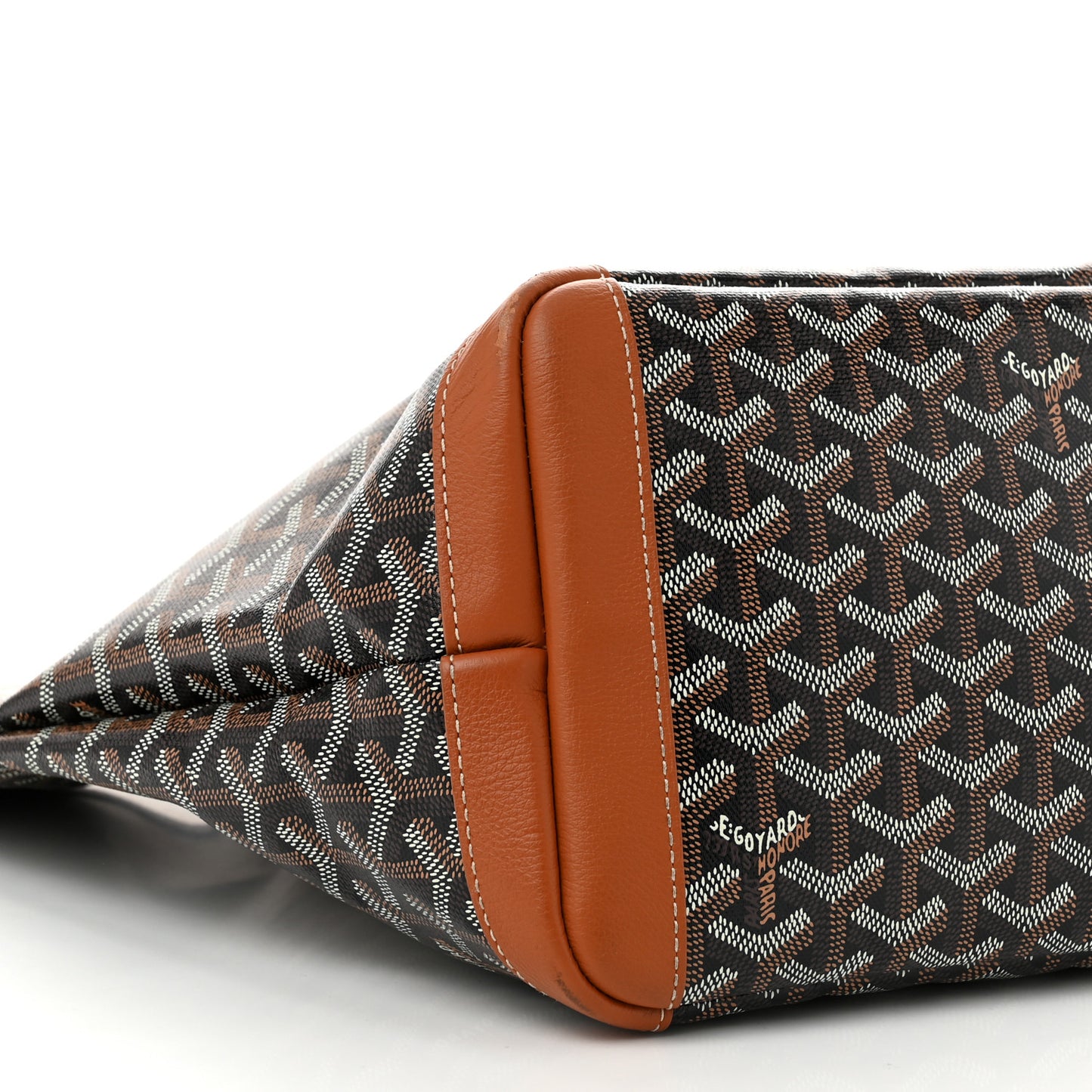 Goyardine Artois MM Black Gold