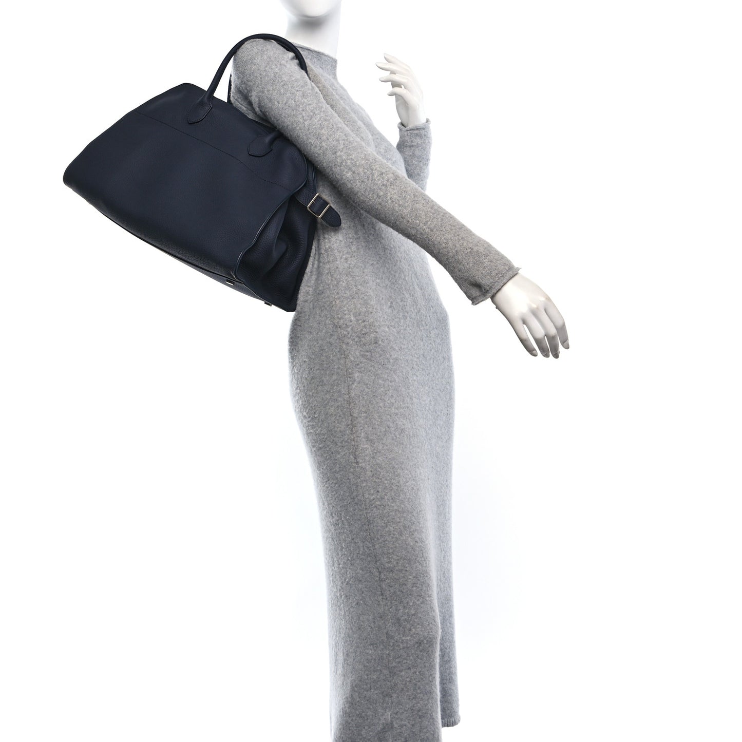 Matte Grained Calfskin Soft Margaux 15 Marine