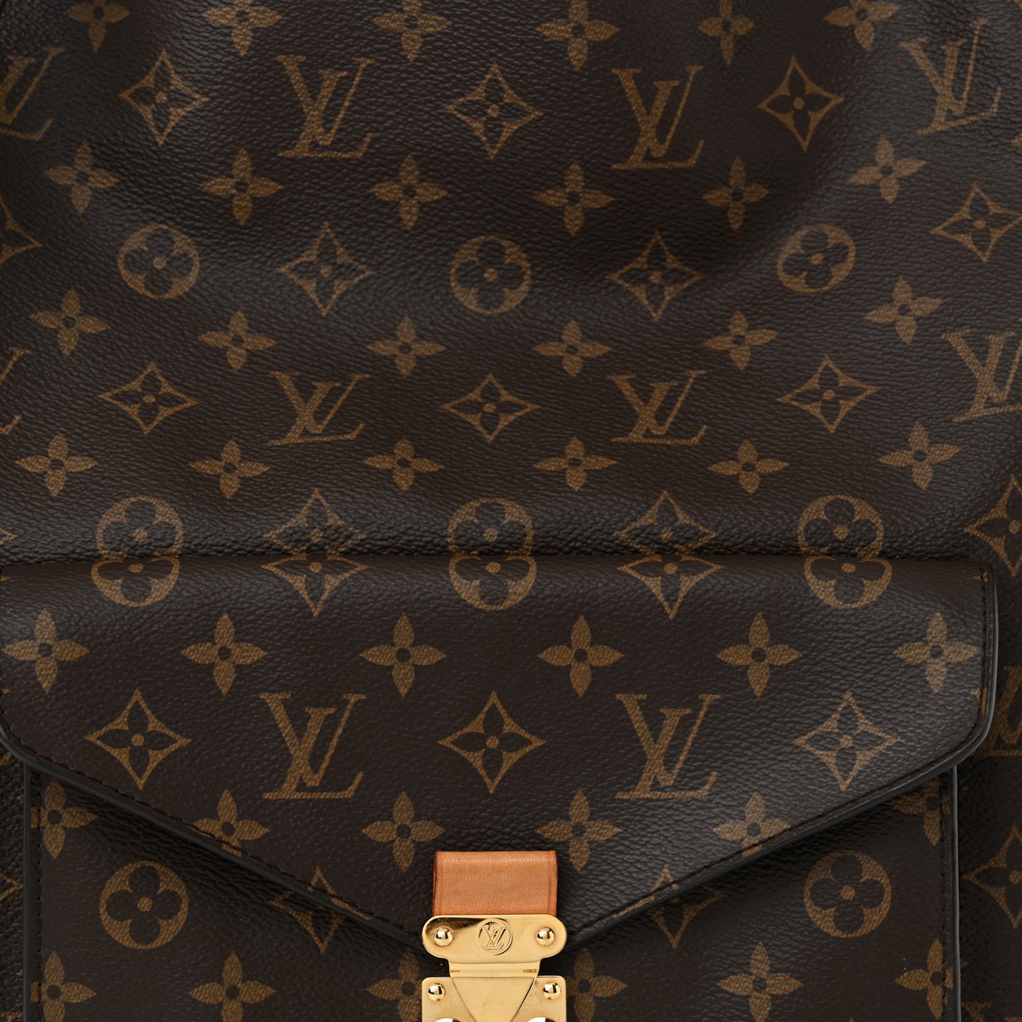 Monogram Metis