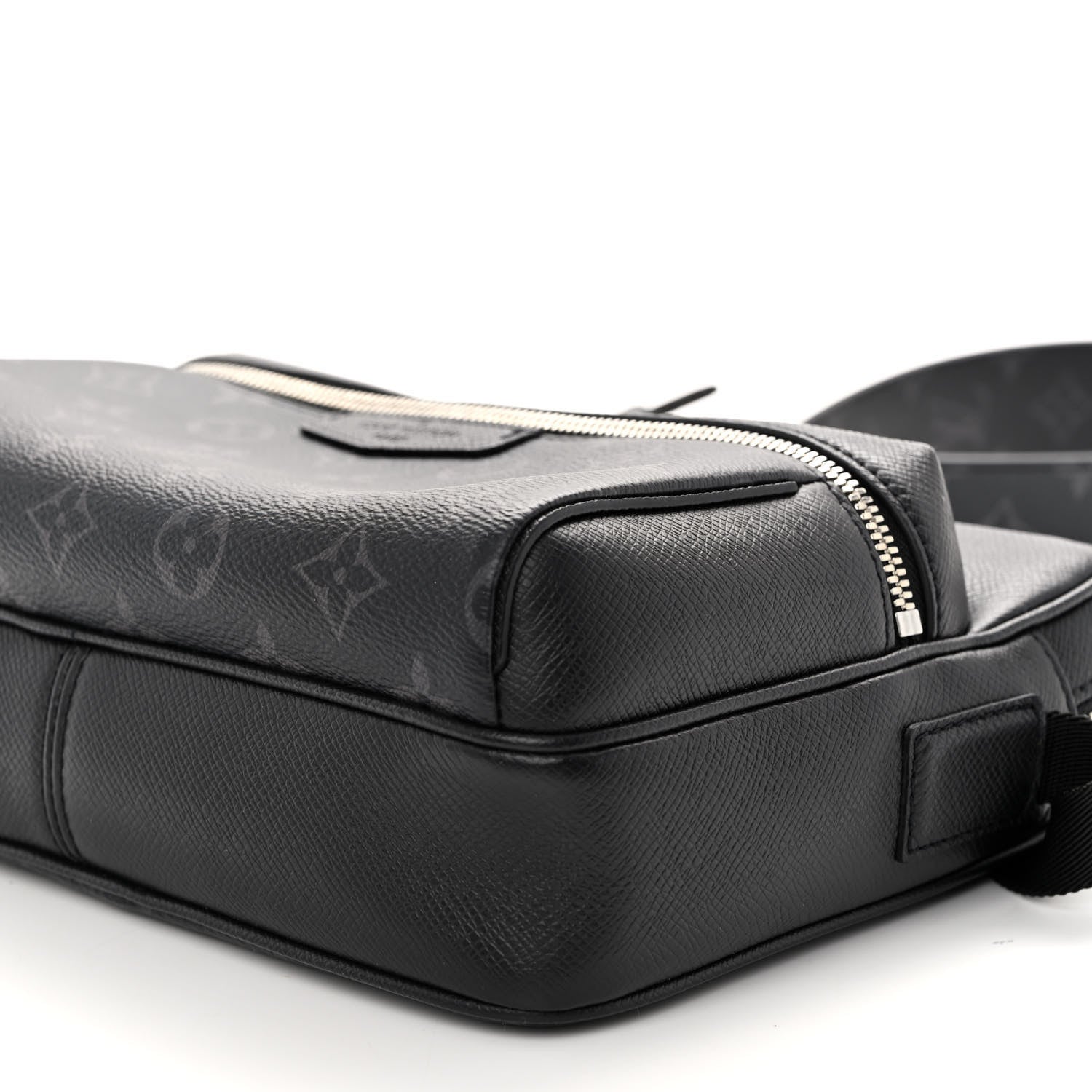 Louis Vuitton Taiga Monogram Eclipse Outdoor Messenger Black 9 of 9