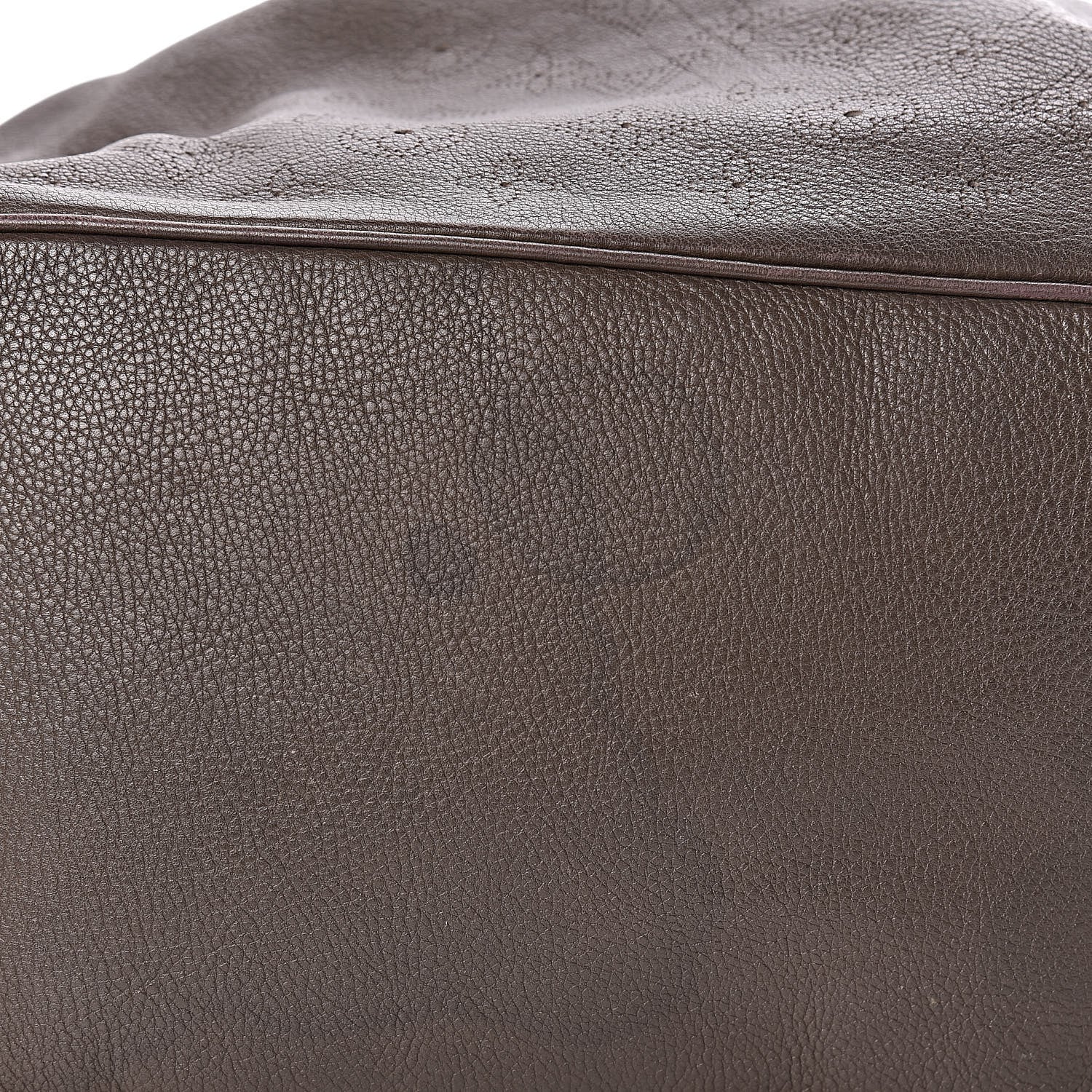 Louis Vuitton Mahina L Elephant Gris 10 of 10
