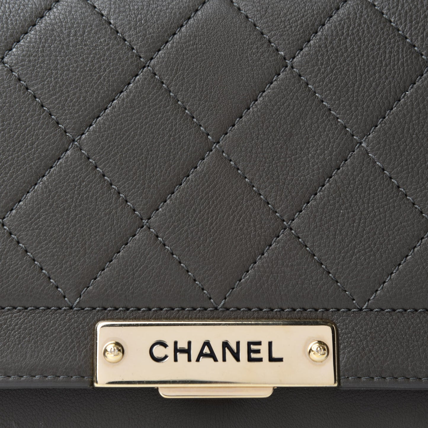 Grained Calfskin Quilted Medium Label Click Flap Bag Green