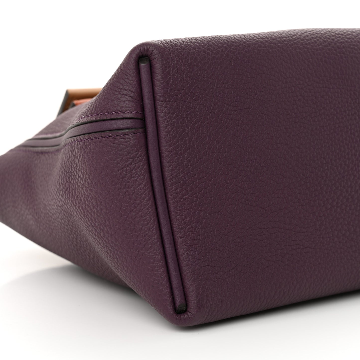 Togo Swift 24/24 29 Cassis Chai Cuivre