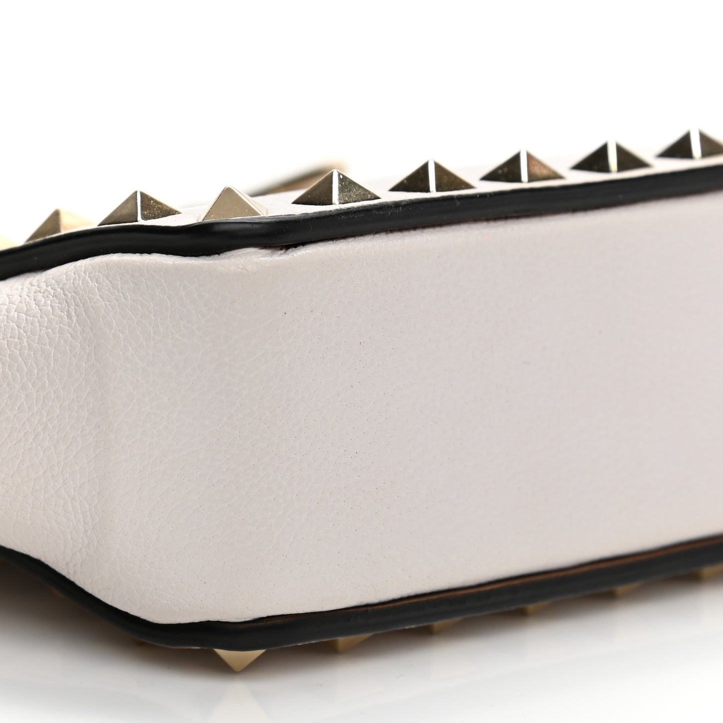 Vitello Rockstud Chain Clutch White