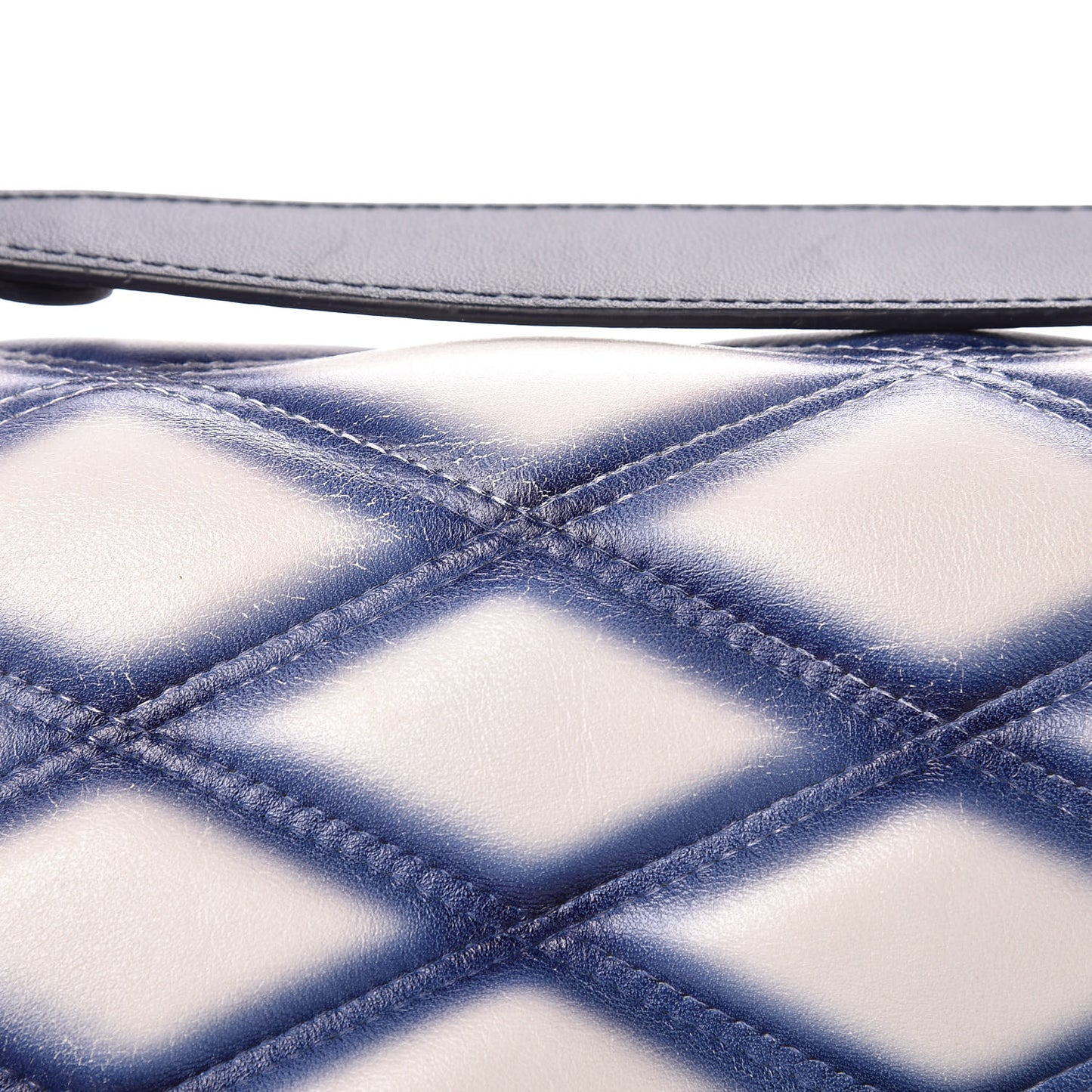 Lambskin Malletage Contraste GO-14 PM Blue