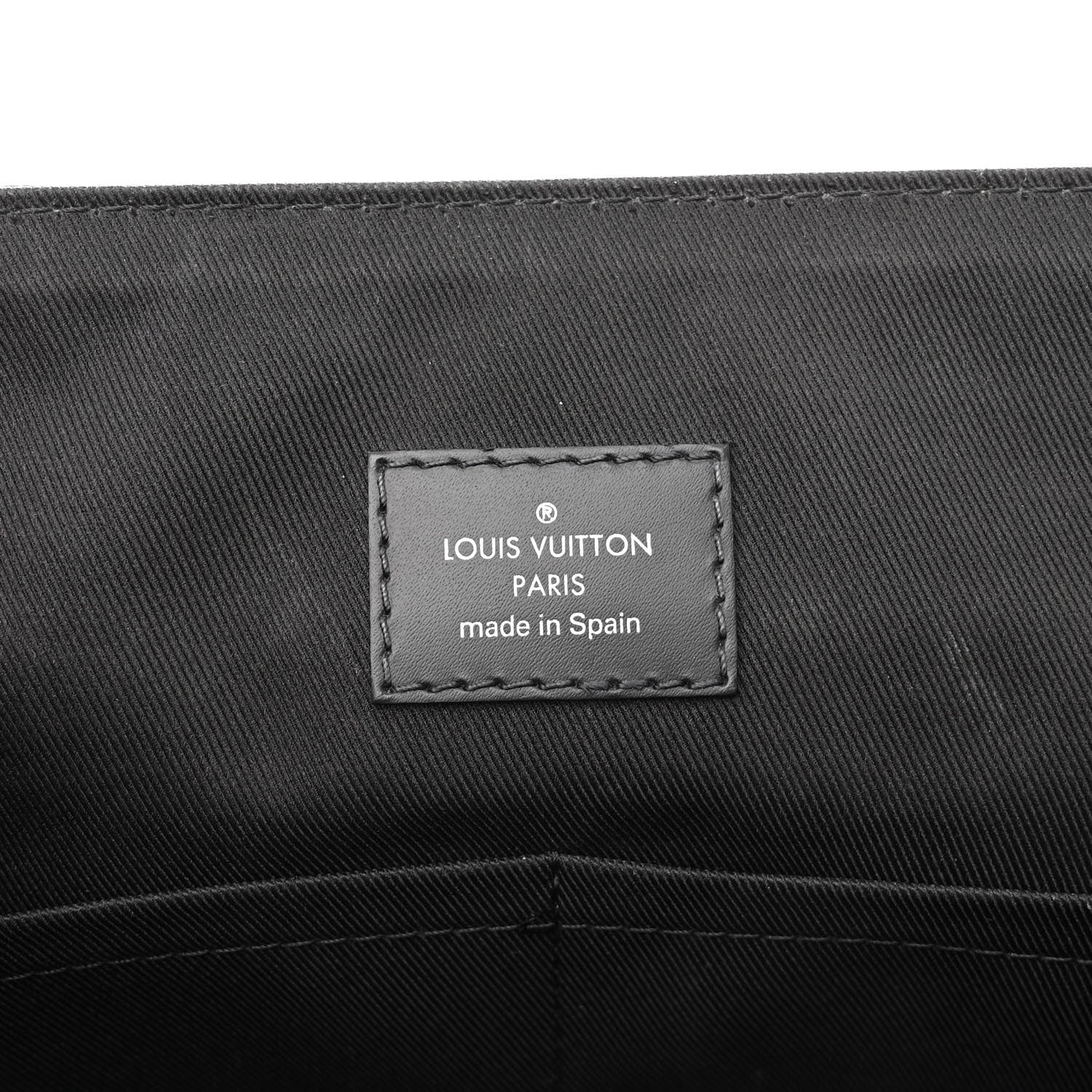 Louis Vuitton Damier Graphite District MM 6 of 10