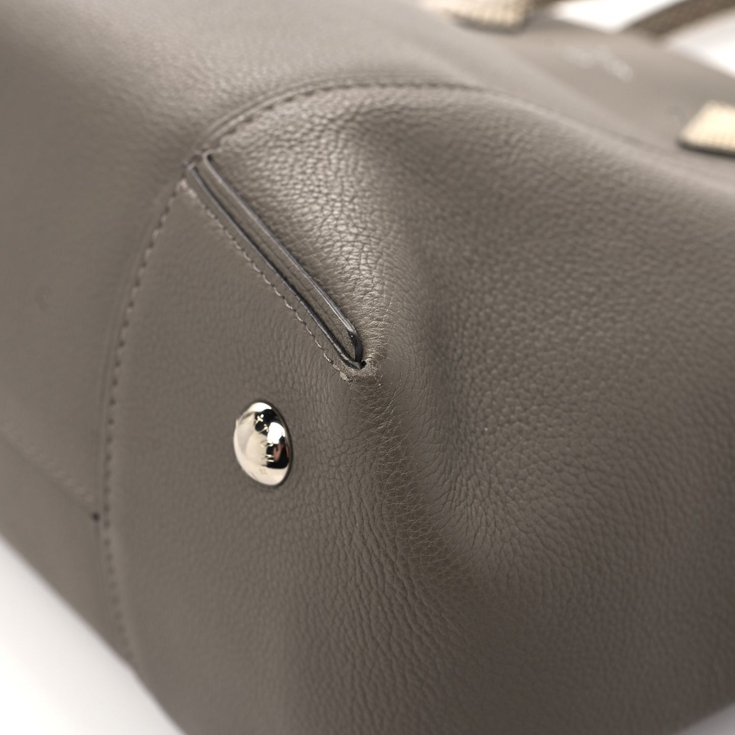 Veau Cachemire Ayers Soft Lockit MM Grey
