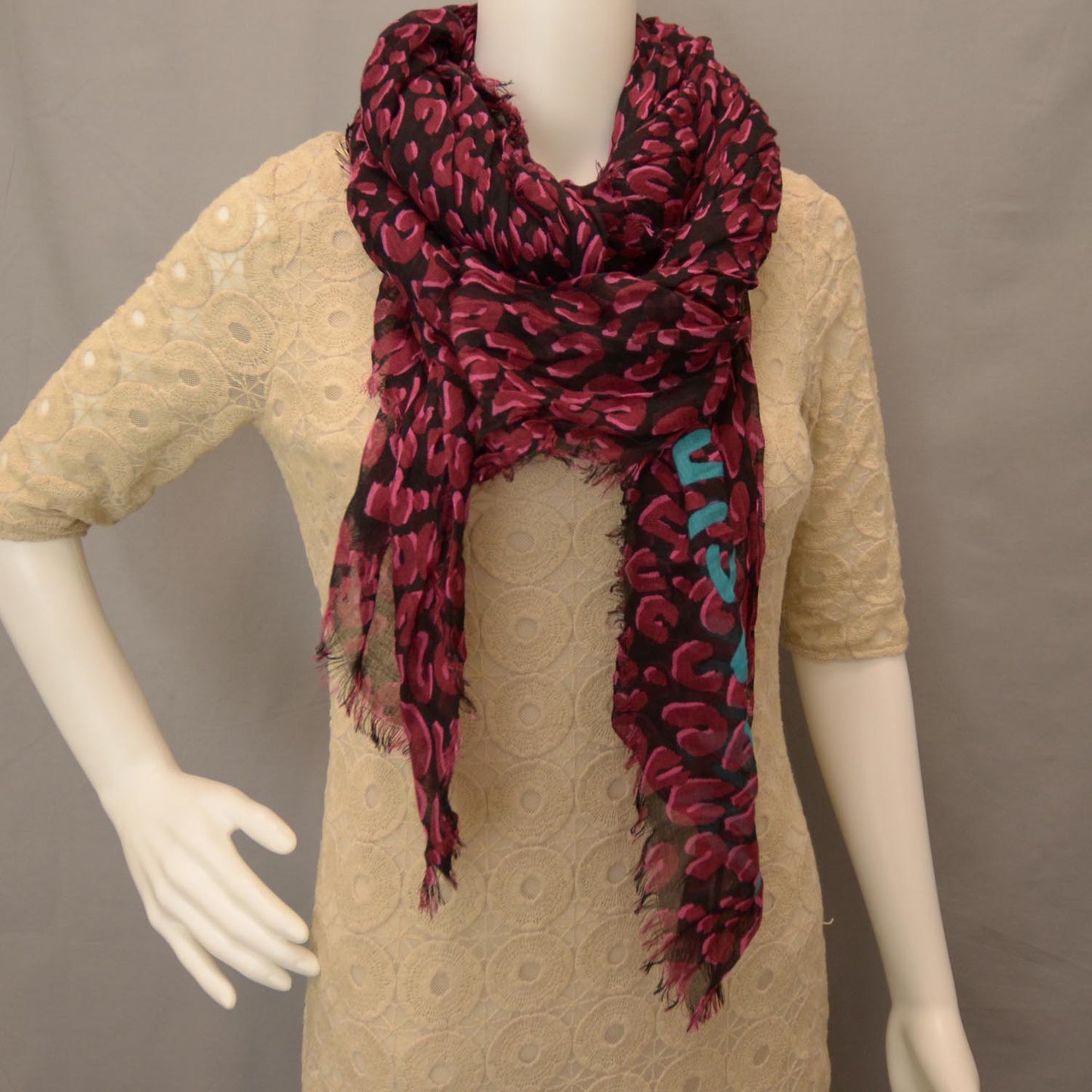 Cashmere Silk Leopard Stole Rose Pop