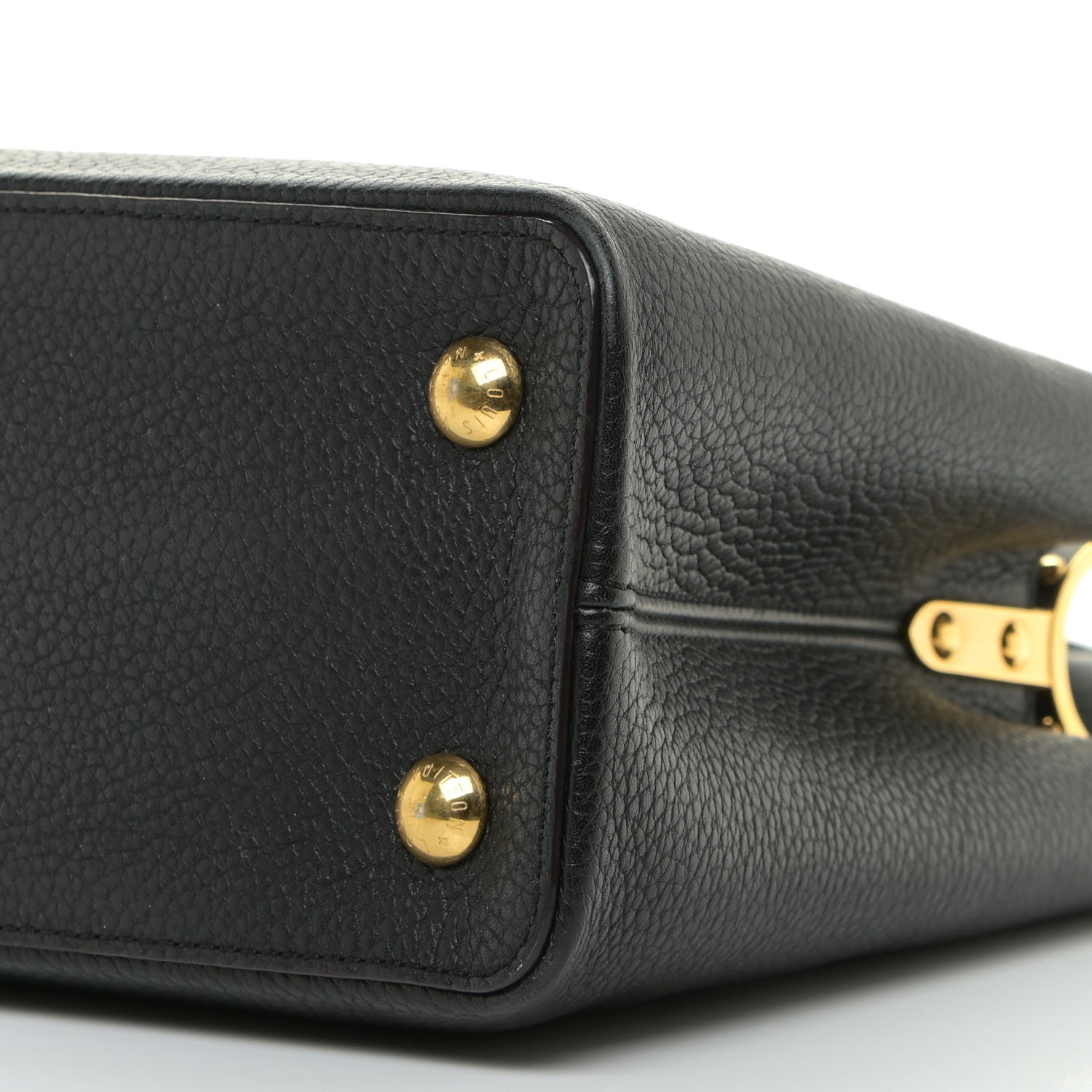 Louis Vuitton Taurillon Capucines PM Black 9 of 11
