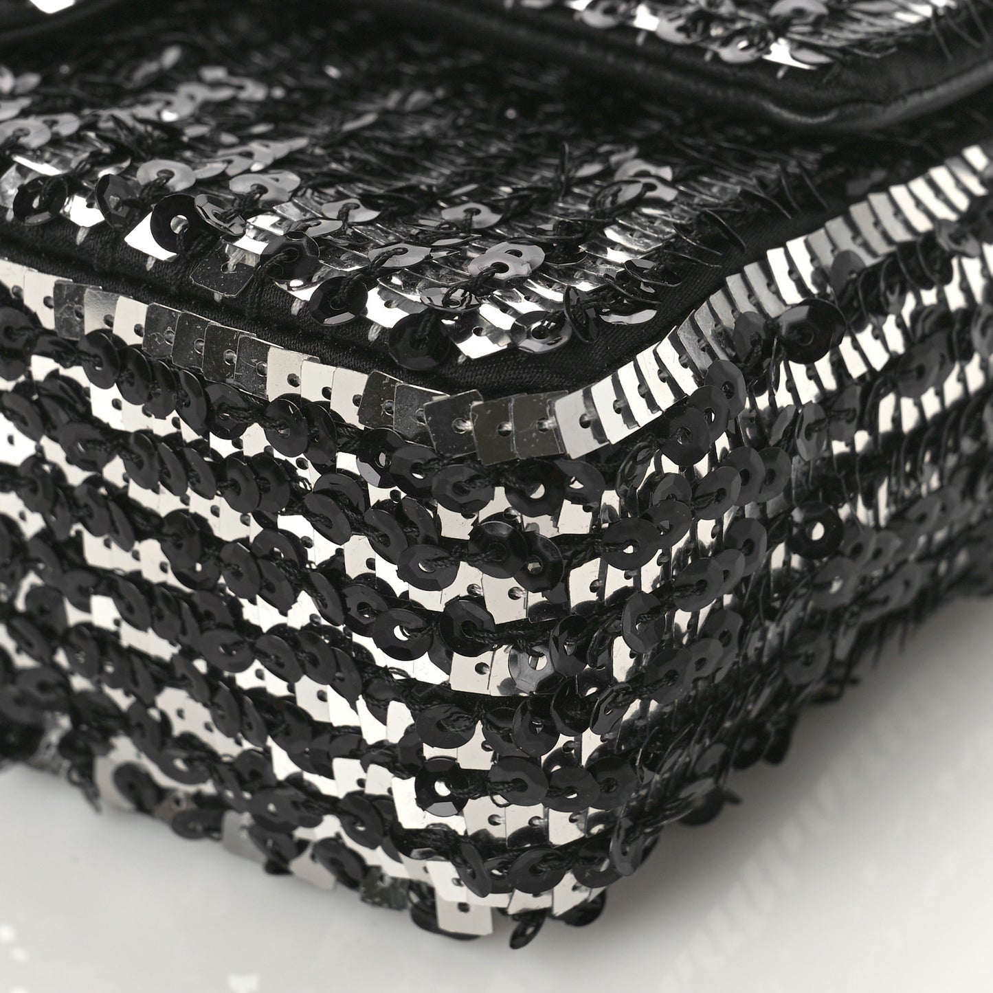 Sequin Lambskin Small Flap Black Silver