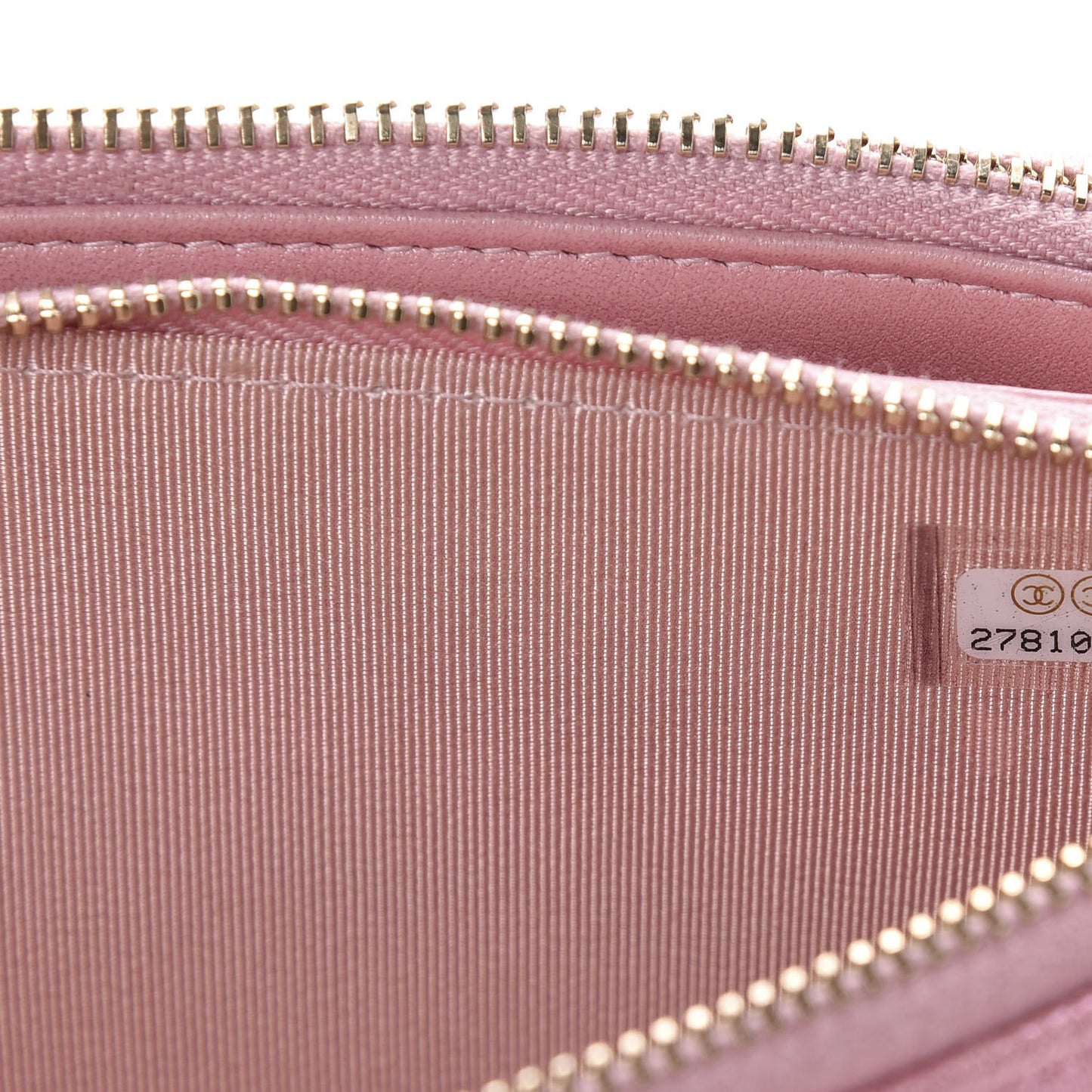 Iridescent Caviar Quilted Small Clutch With Chain Pink