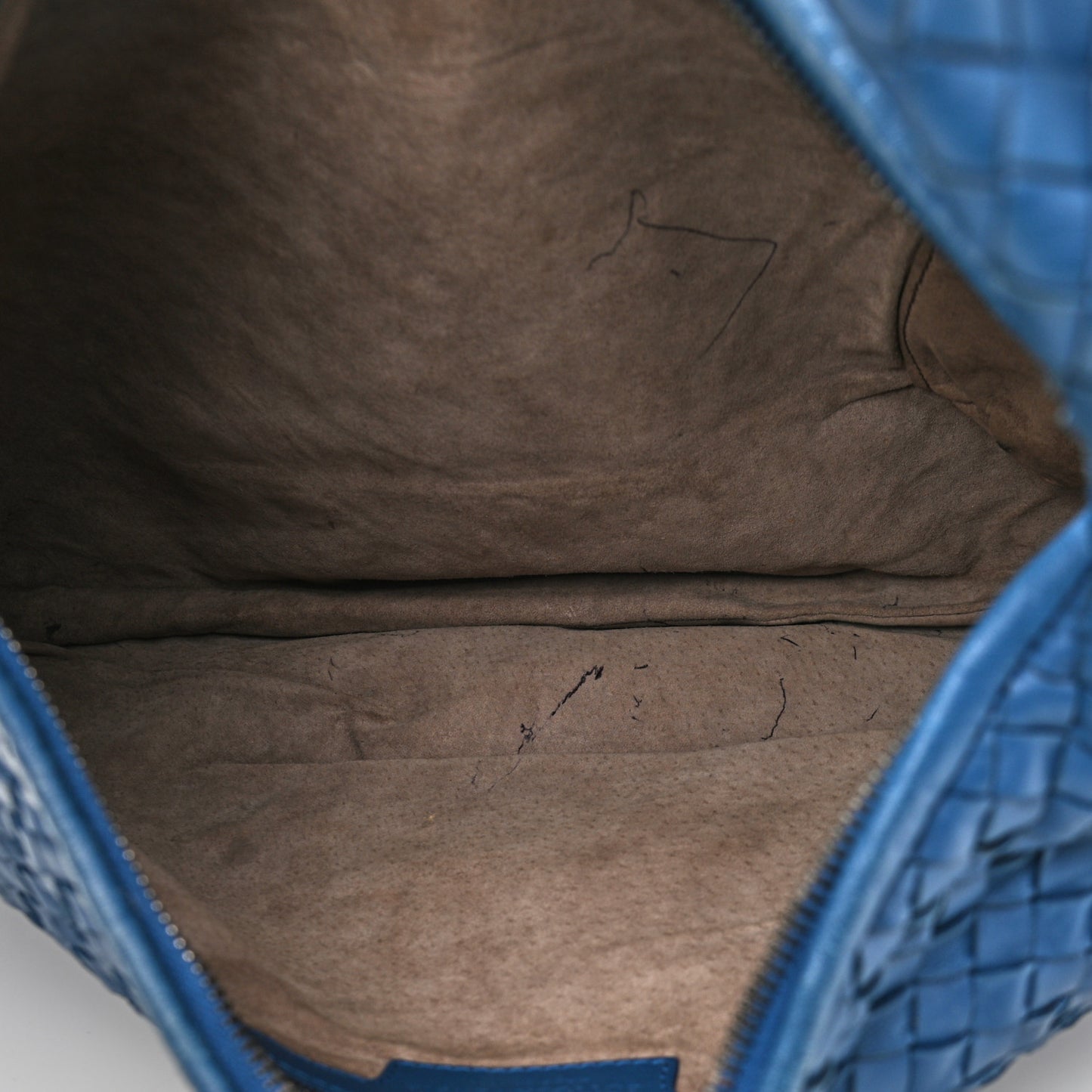 Nappa Intrecciato Large Veneta Hobo Empire