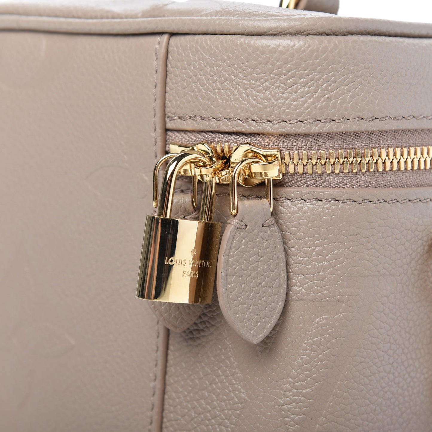 Empreinte Monogram Giant Vanity PM Tourterelle