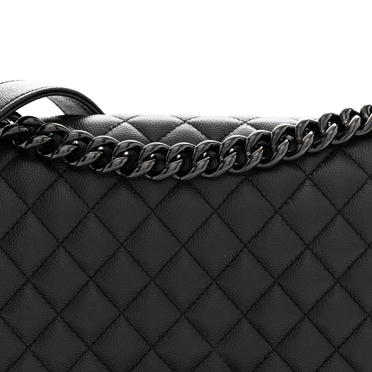 Caviar Quilted Medium Boy Flap So Black
