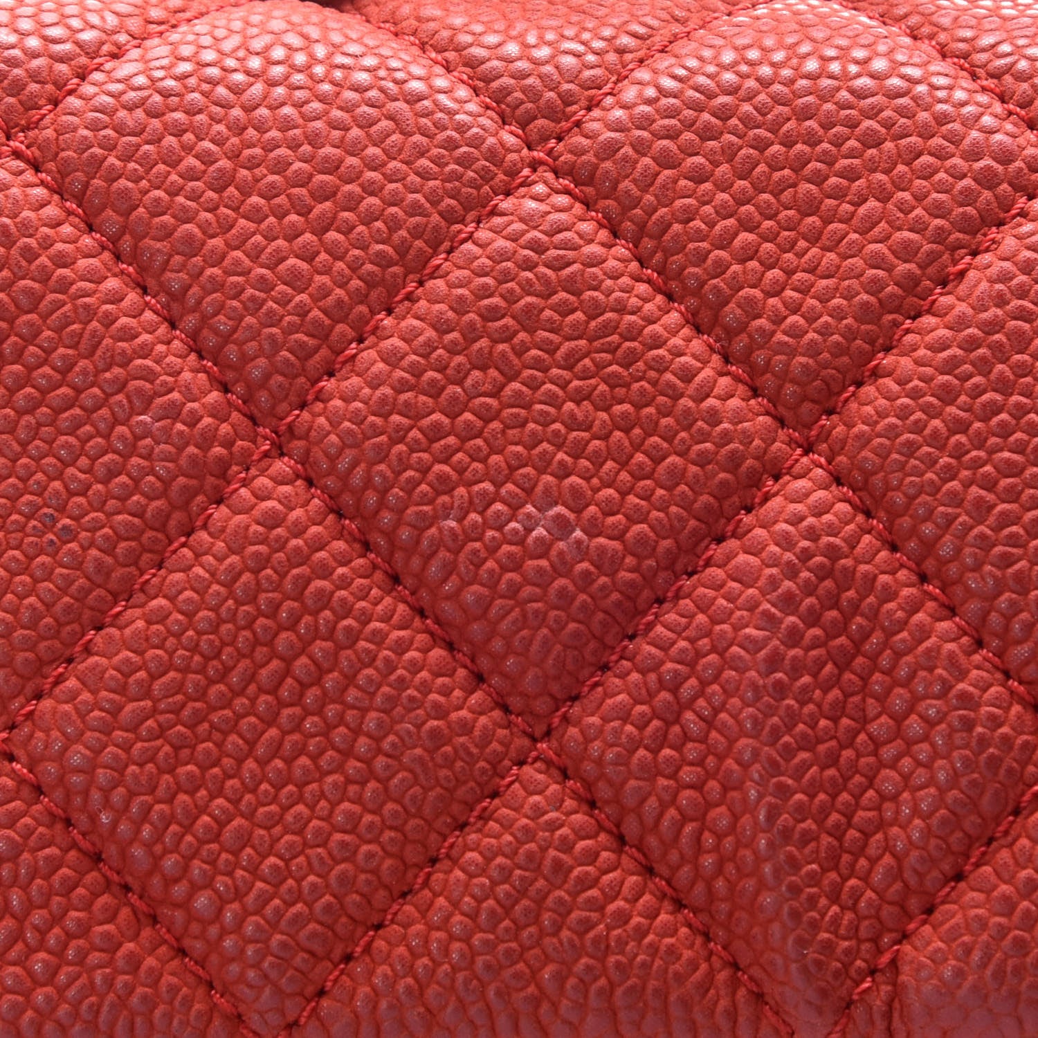 Chanel Iridescent Caviar Quilted Medium Chic Quilt Flap Red 14 of 16