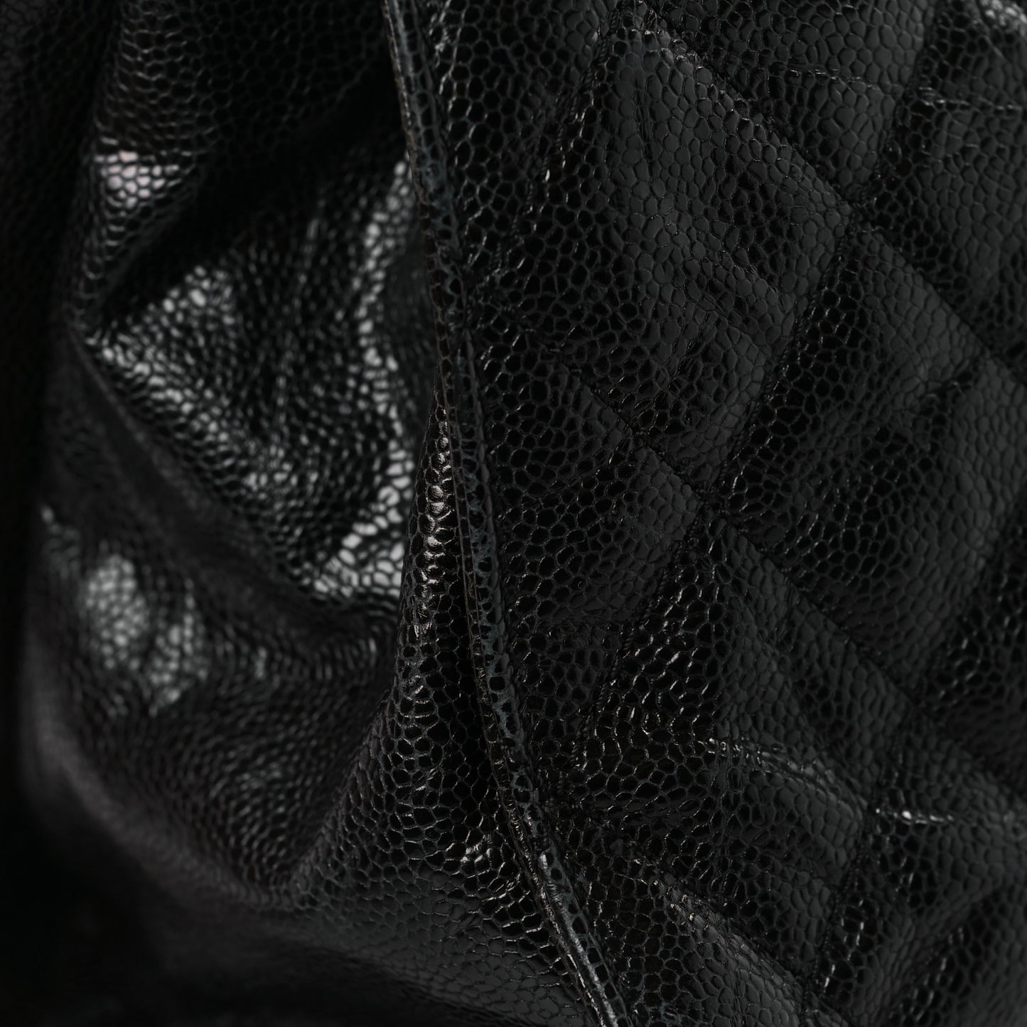 Crumpled Grained Calfskin Jumbo CC Crave Flap Black