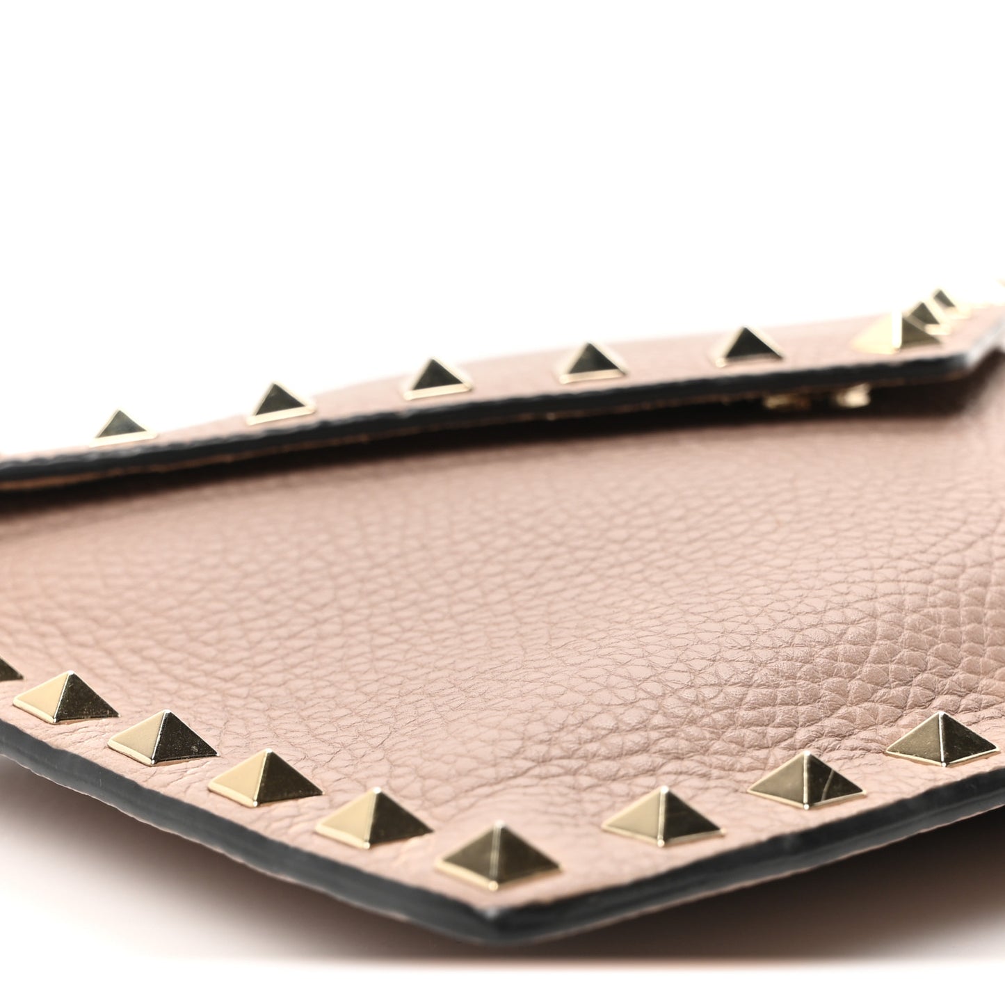 Pebbled Calfskin Medium Rockstud Envelope Flat Wristlet Pouch  Poudre