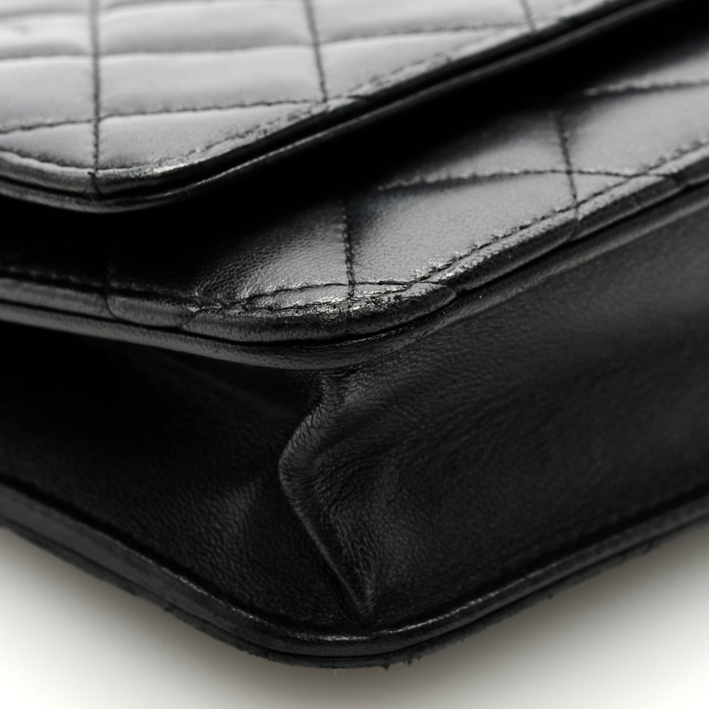 Lambskin Quilted Wallet On Chain WOC Black