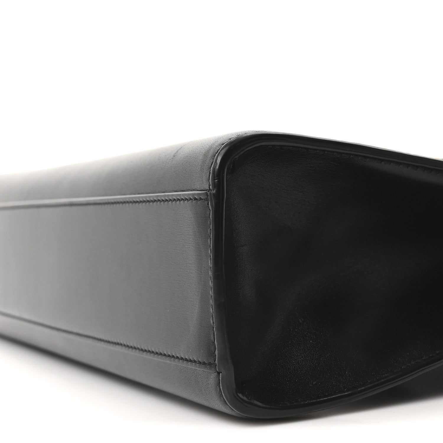 Saint Laurent Smooth Calfskin Manhattan Shoulder Bag Black 10 of 10