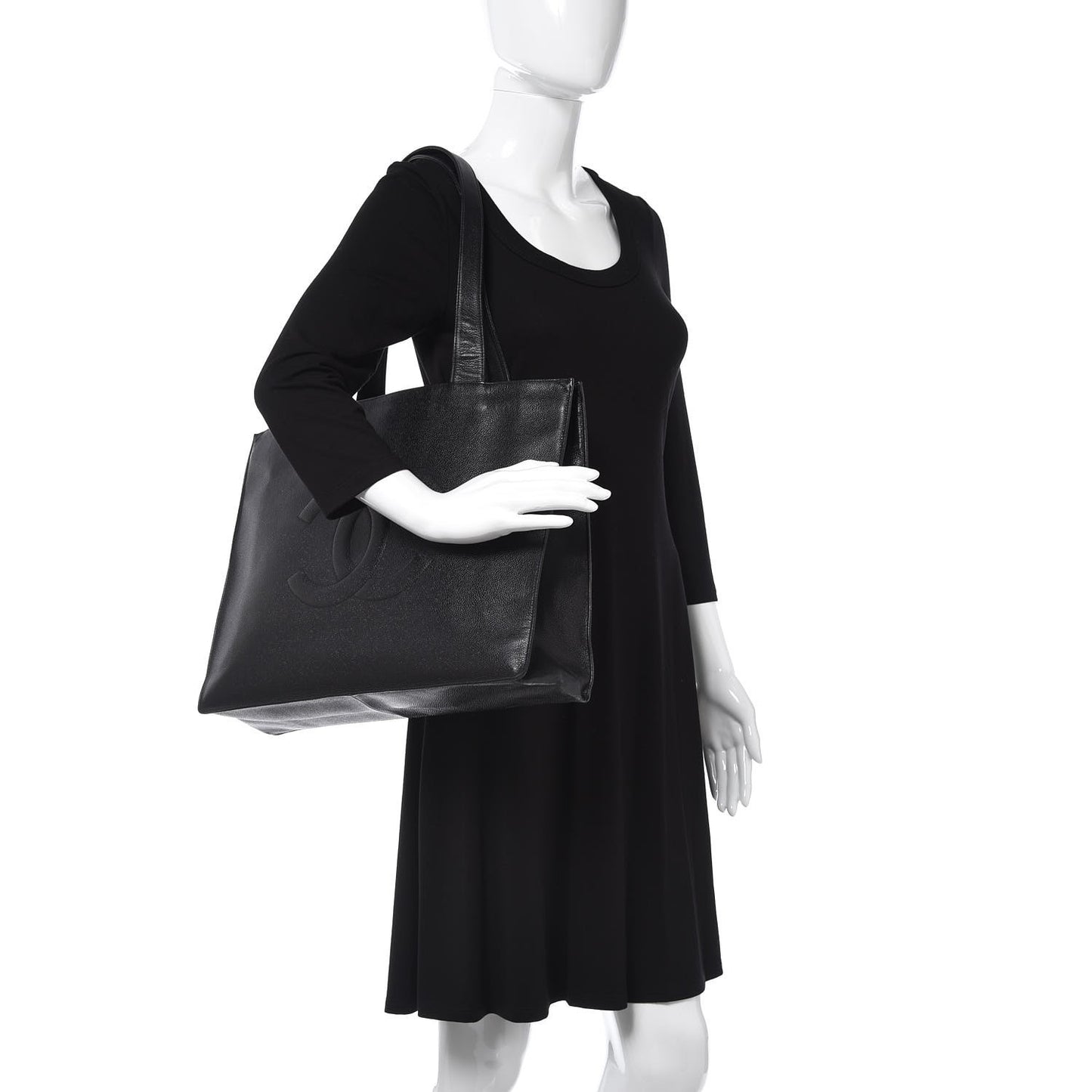 Caviar CC Tote Black