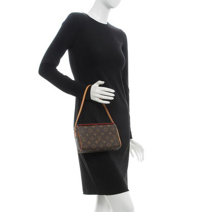 Louis Vuitton Monogram Recital 2 of 10