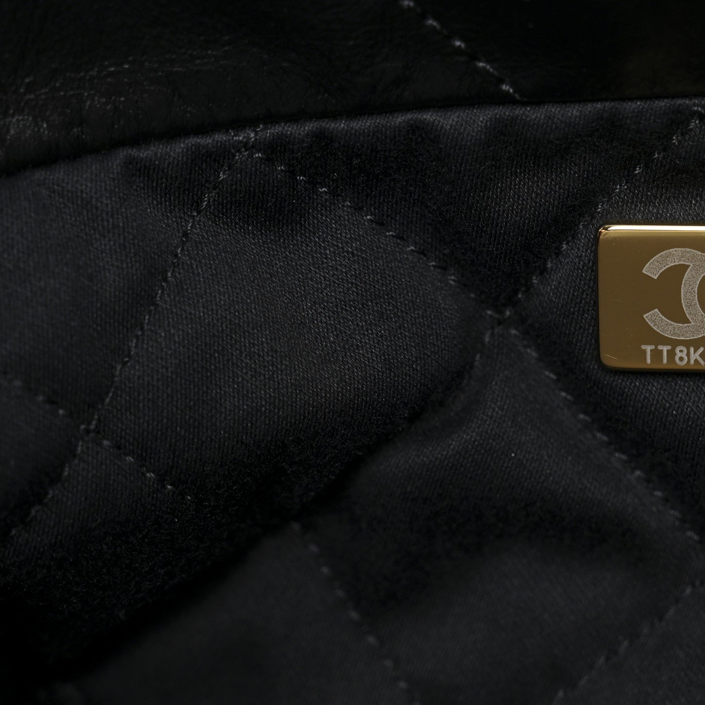 Shiny Calfskin Quilted Small Chanel 22 Black