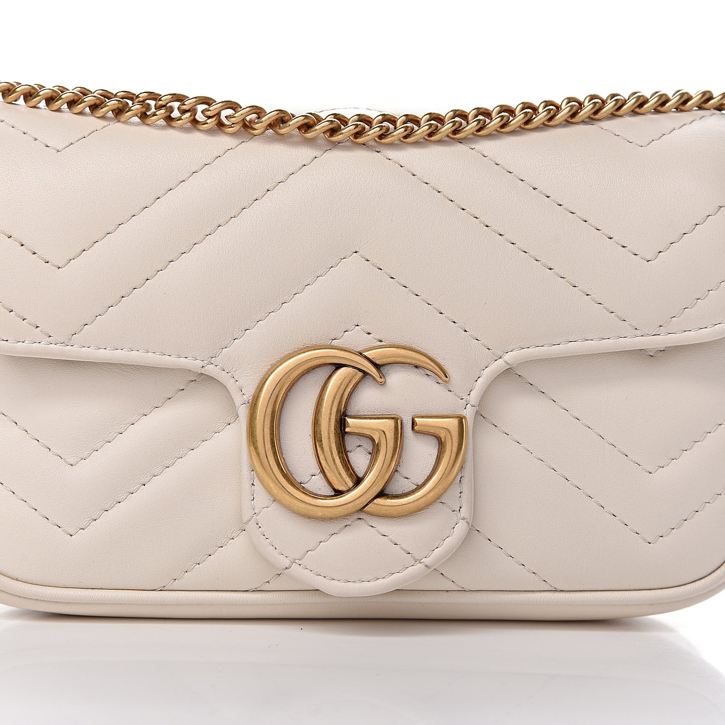 Calfskin Matelasse Super Mini GG Marmont Shoulder Bag White