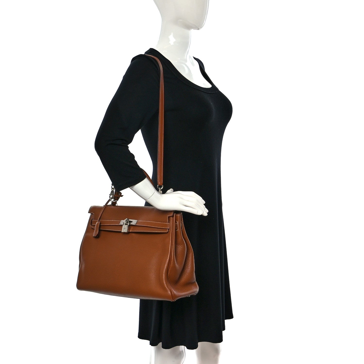 Hermes Togo Kelly Retourne 35 Gold 2 of 16
