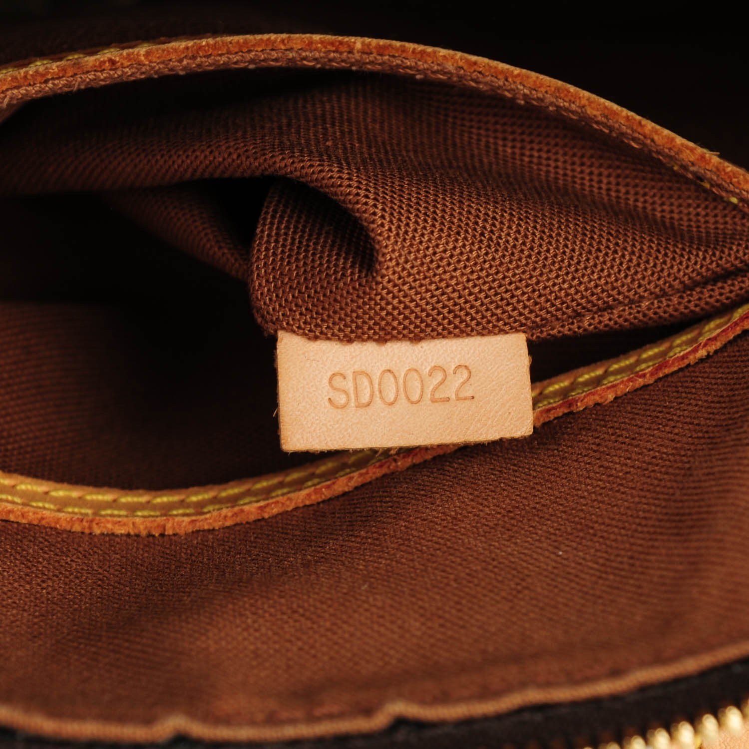Louis Vuitton Monogram Alma PM 7 of 7