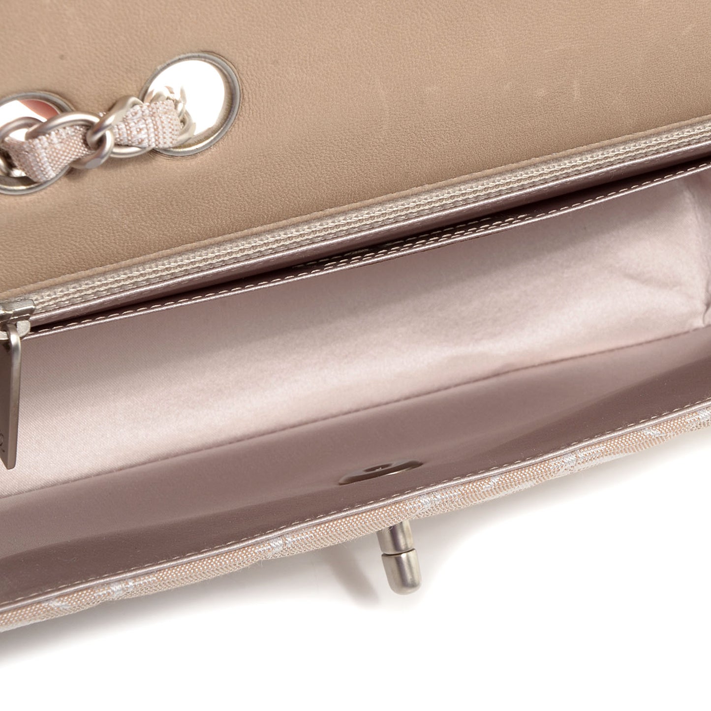Nylon Travel Medium Flap Light Beige