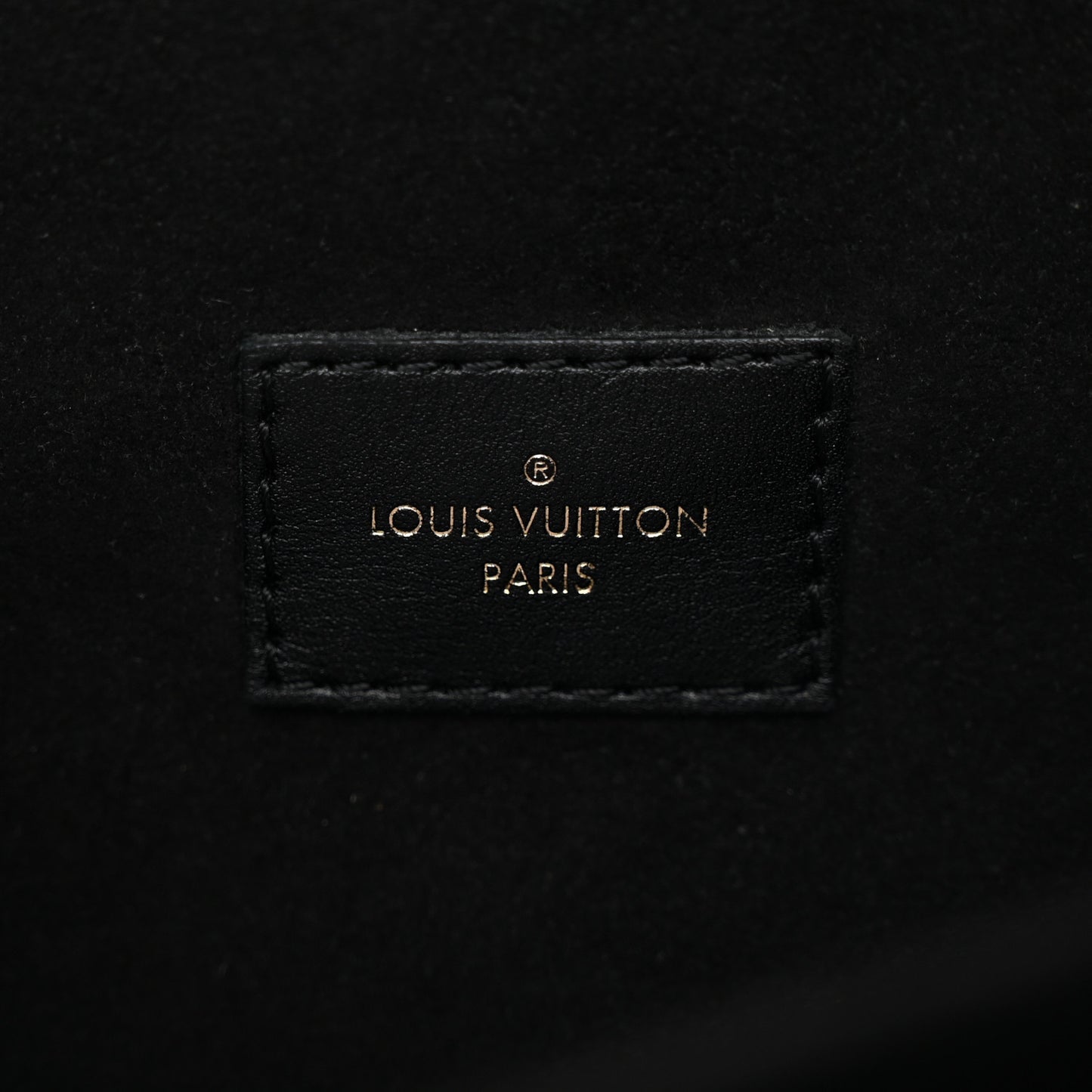 Reverse Monogram Pochette Metis