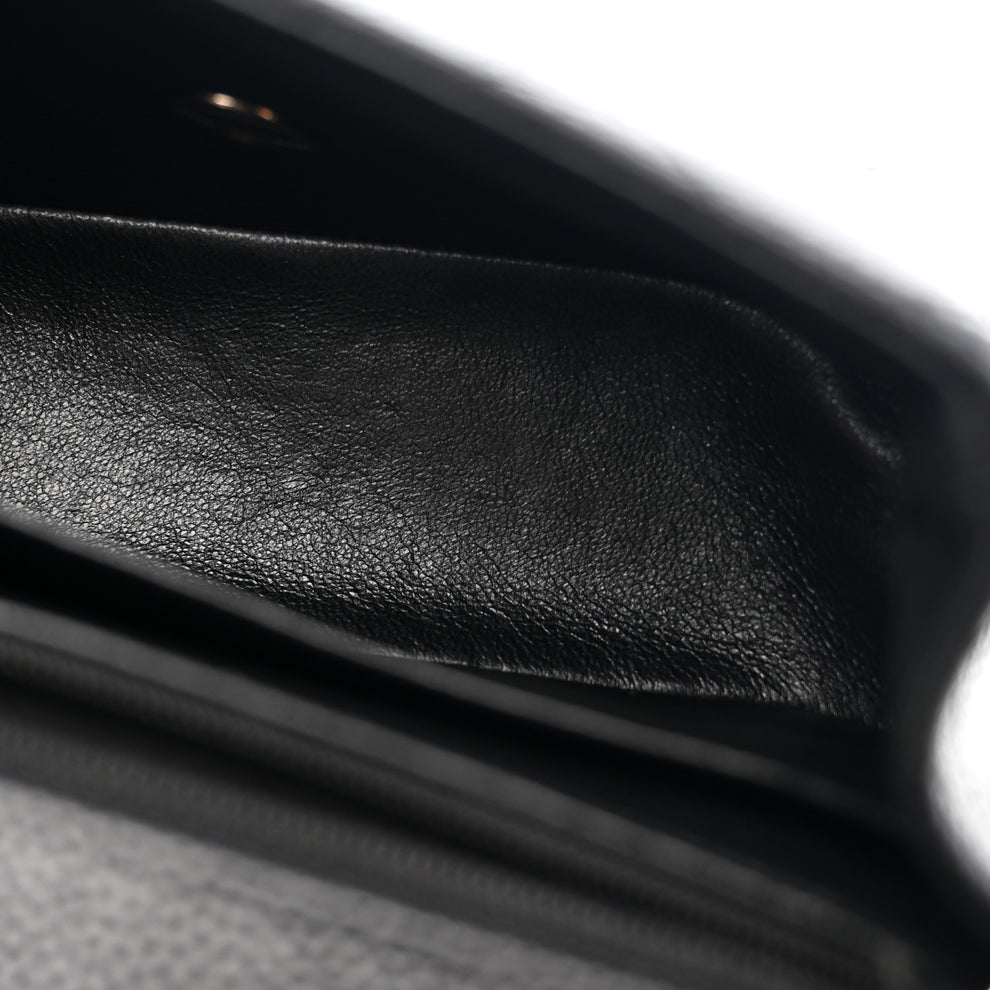 Chanel Caviar Quilted Mini Square Flap Black 1850592 – FASHIONPHILE