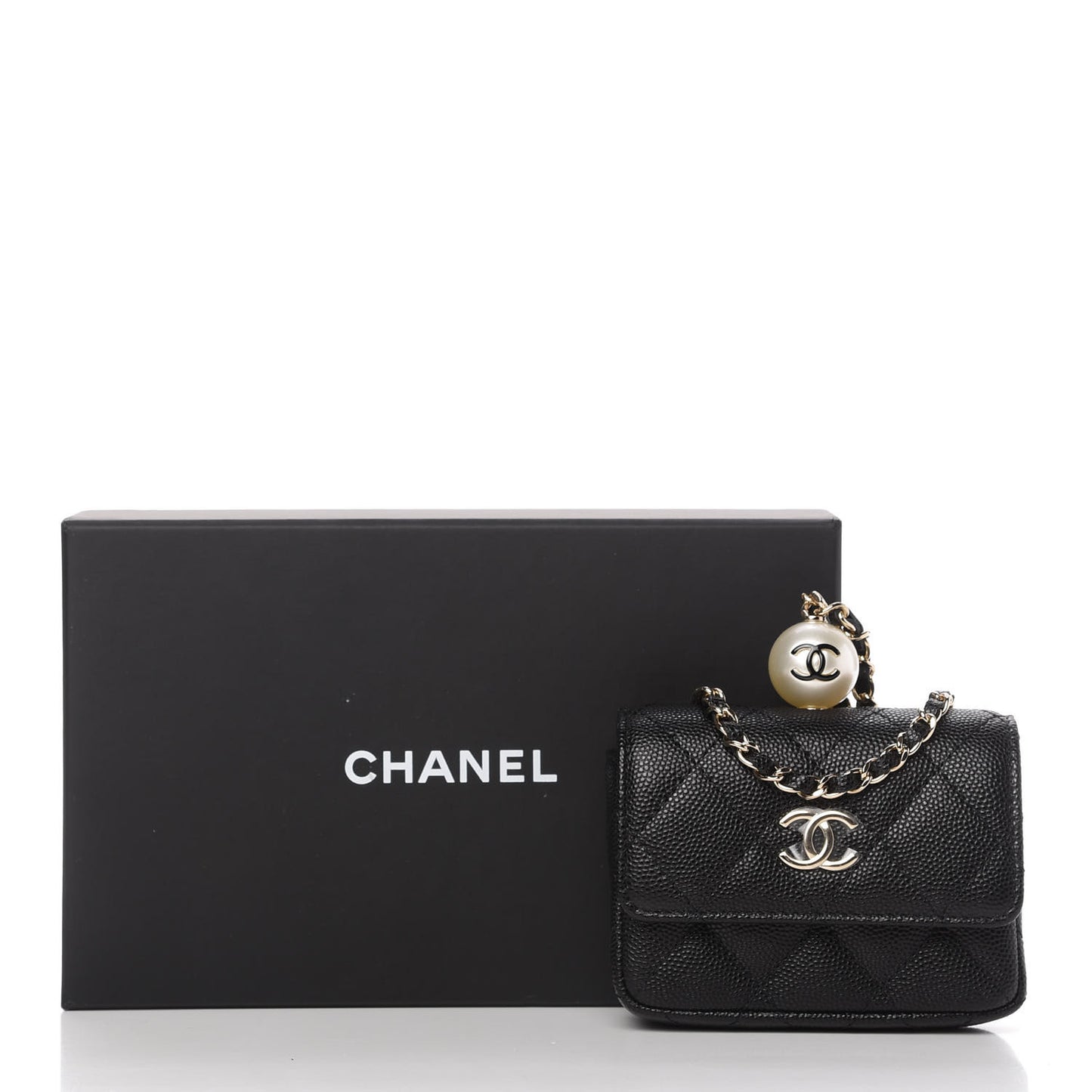 Caviar Quilted Pearl Card Holder On Chain Black