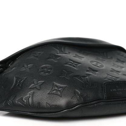 Louis Vuitton Calfskin Monogram Shadow Discovery Bumbag Black 8 of 10