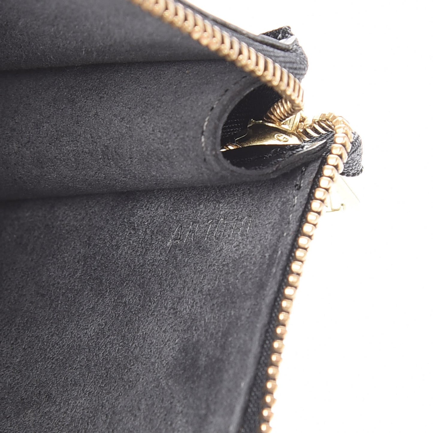 Epi Pochette Accessories 24 Black