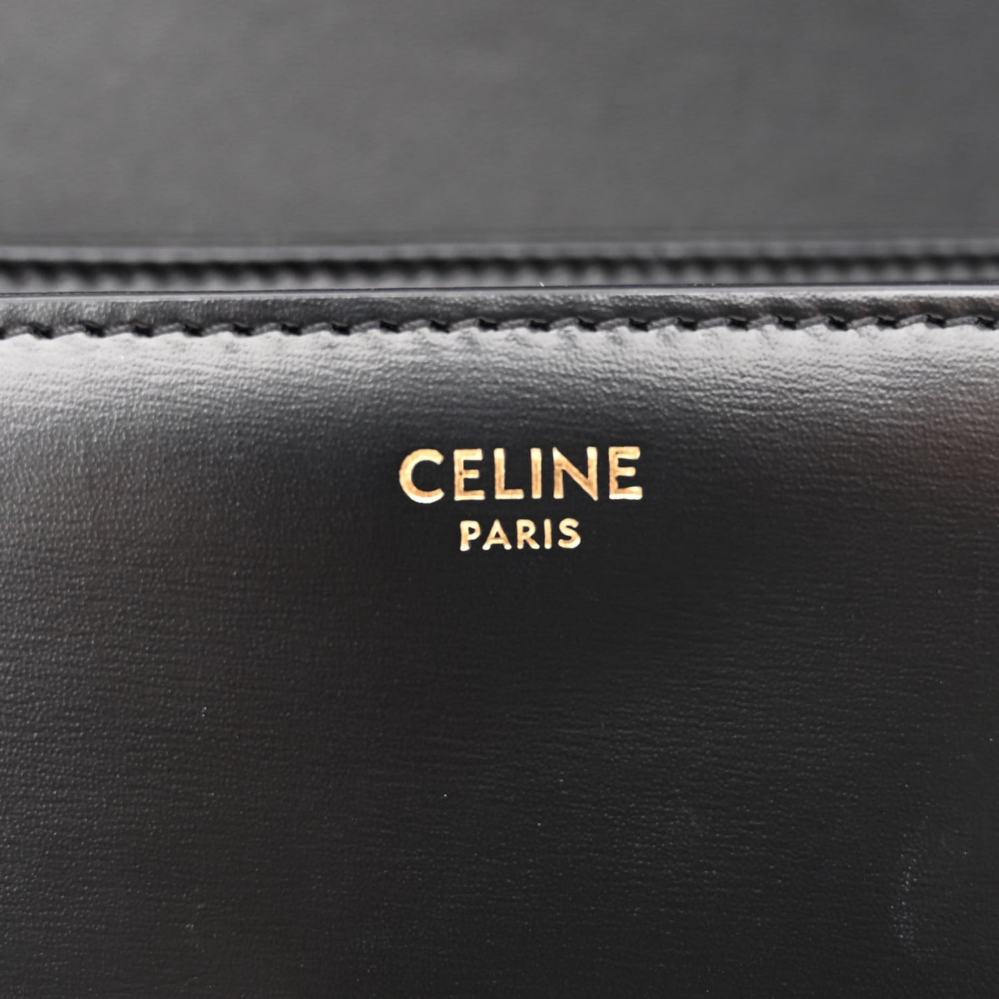 Shiny Calfskin Medium Triomphe Black